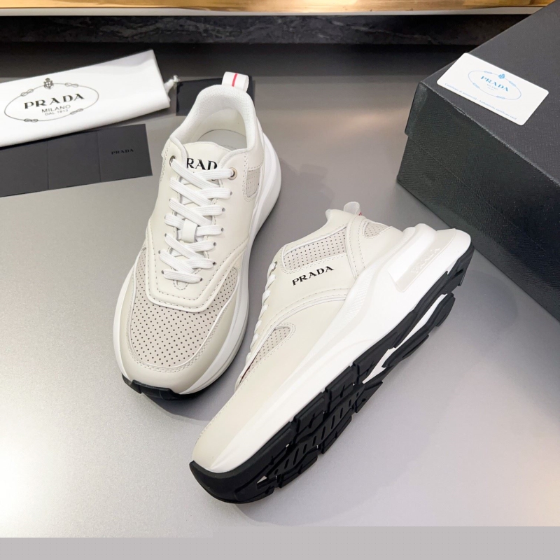 Pra*a casual shoes